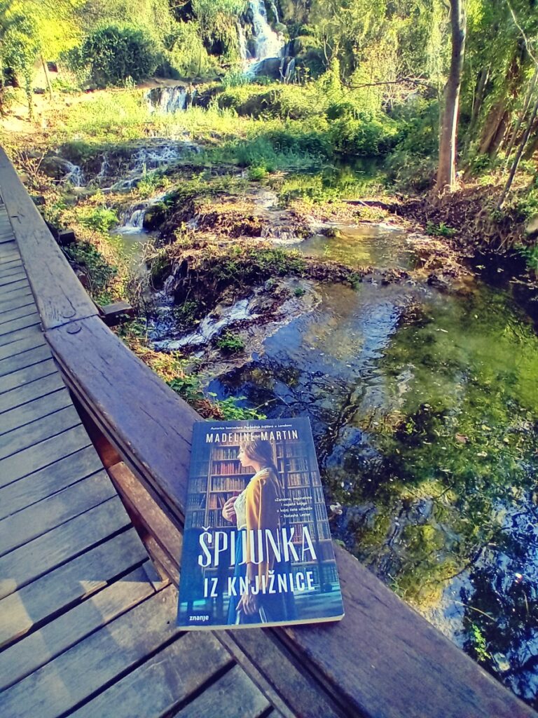 Madeline Martin: Špijunka iz knjižnice