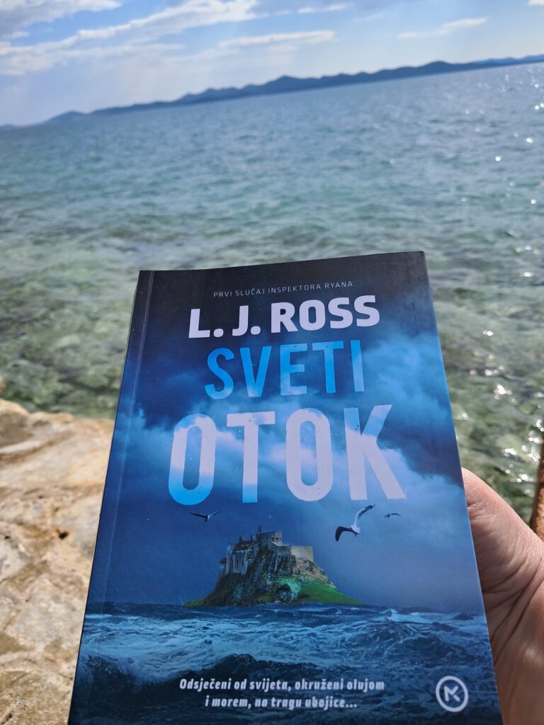 L.J.Ross Sveti otok